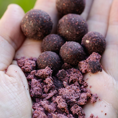 Pack Appâts Radical Bloody Chicken 3 Pack Appâts Radical Bloody Chicken -DYNAMITE BAITS 02950f6262c26c6e88b0c1af44b6bf175e6a870c 240667amb2