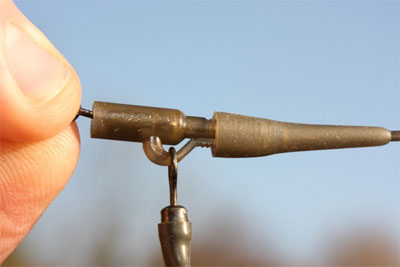 Réaliser un anti-emmêleur type clip plomb pour la pêche de la carpe