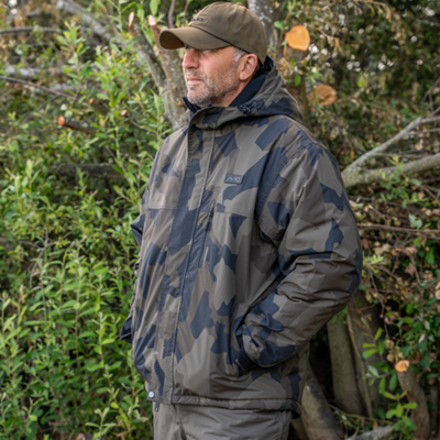 Ensemble Avid Carp Arctic-Series Distortion Thermal Suit - description 04