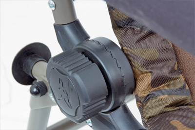 Pack Confort Fox Royale R2 4 Saisons Camo -Hameçon Pro Soldes Magasin 20187b35753feaa5a112c0ed1215339e968d98f7 11