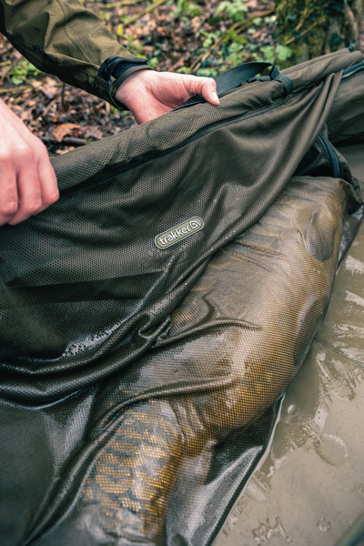 Sac de Pesée Trakker Flottant Sanctuary T1 XL Retention Sling (Occasion) - description 09