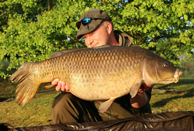 Booster Nash Instant Action Juice Candy Nut Crush 100ml -DYNAMITE BAITS 2a1c48a1a5e9ce41752f175a8b0bf52b23944e83 242763 amb1