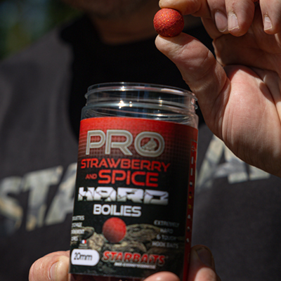 Bouillettes Starbaits Probiotic Strawberry & Spice Hard Baits 20mm 200g - description 01