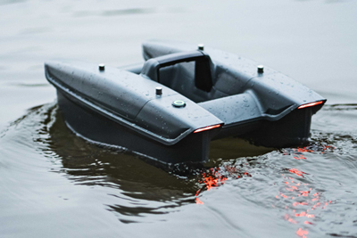 Bateau Amorceur Deeper Spark + Télécommande + Sac à dos - description 06