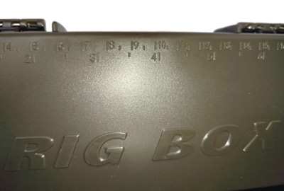 Boite à Bas de Ligne Pro Elite 50 montages 20cm - description 04