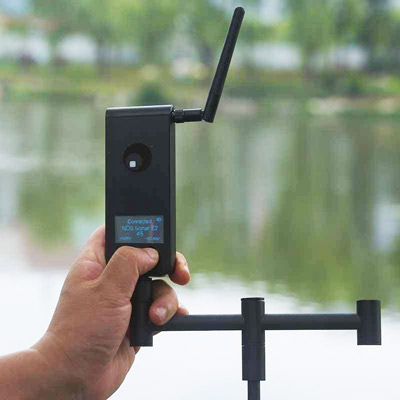 Trépied BeeTackle pour Amplificateur, Téléphone et Télécommande - description 03