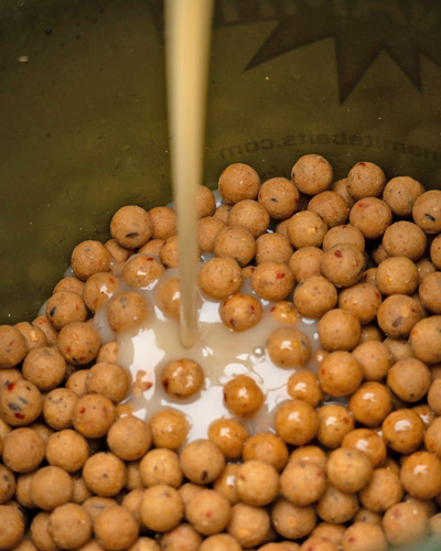 Pack Appâts Dynamite Baits Peppered Fruit - description 05