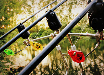 Coffret Carpsounder 3 Hangers Lumineux Dropstar DR-LX2 Couleur -Fox || KORDA || Sonik Soldes 8c207a8806129ab66846d3c327c7800ad4d3a034 204538AMB7