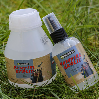 Booster Radical Vampire Garlic 200ml -DYNAMITE BAITS be16b401cbe4bab11c69094a8d3a6c335c4740d0 241351amb1