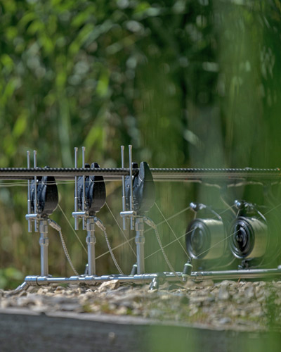 Solar P1 Croc Pod 3 rods Rod Pod - description 01