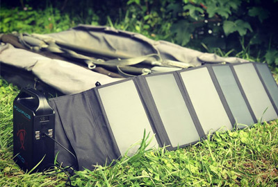 POWAPACS ATOM PORTABLE Battery Pack & 60W Solar Panel Charger Camping,  Carp, £100.00 - PicClick UK