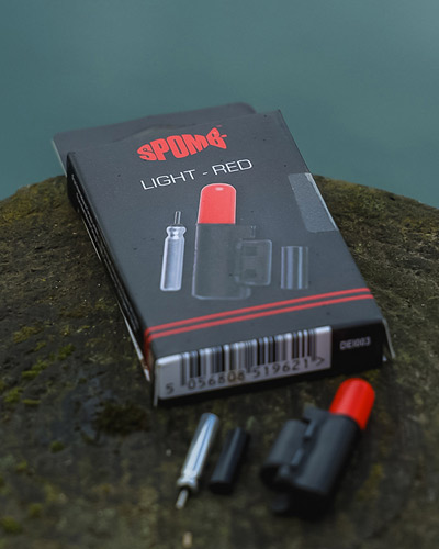 Lumière Spomb Light Rouge - description 02