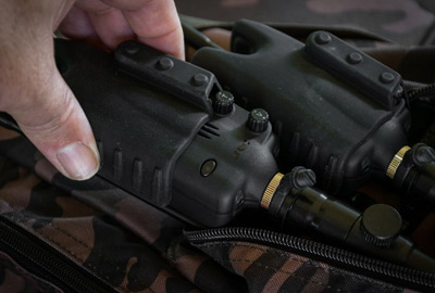 Set JRC Centrale 4 Détecteurs XTX -Hameçons Soldes Boutique fd0143b95b6c81d9fc5de443135f45e34a08dfba 203166amb5